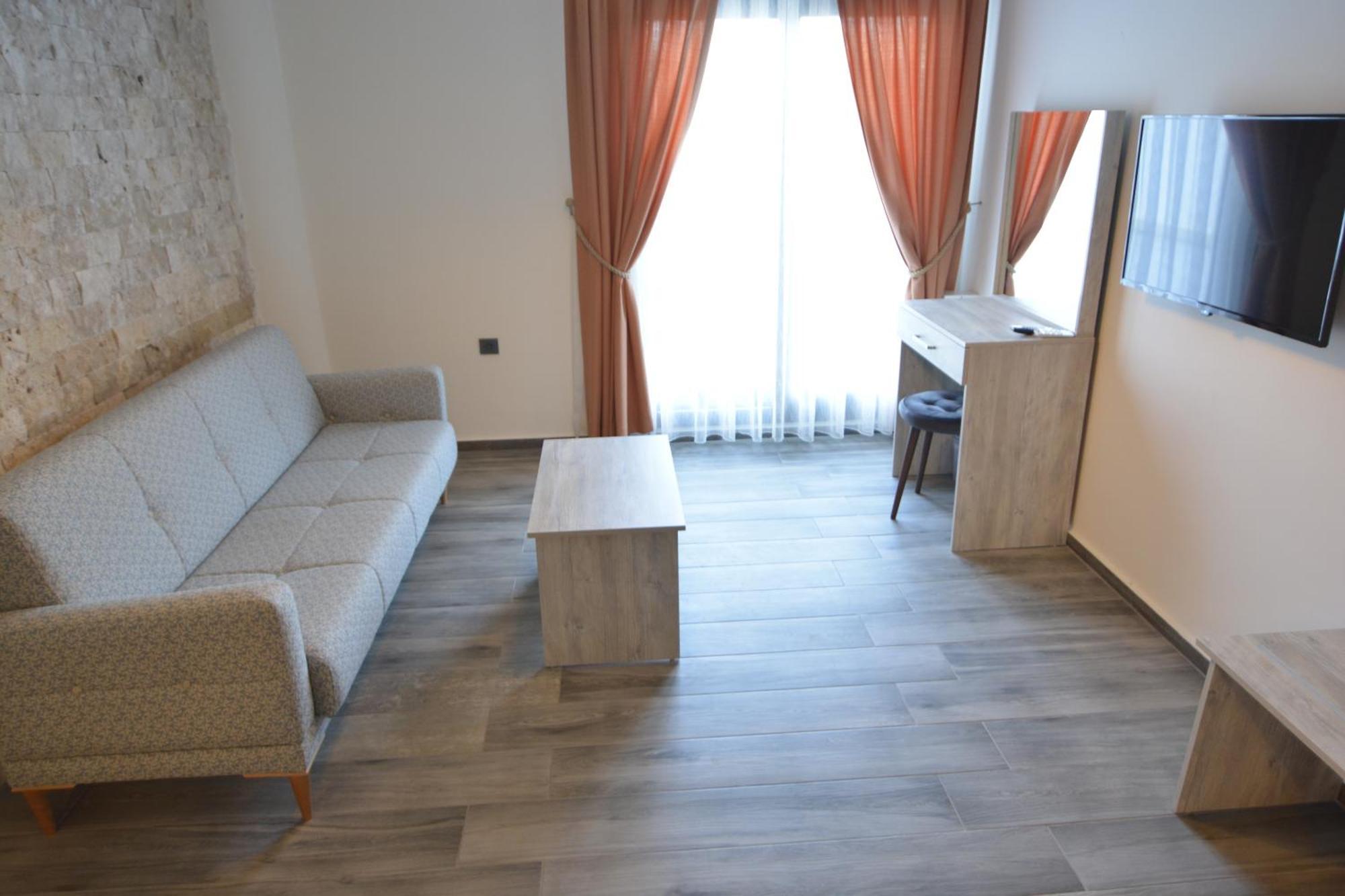 Talles Comfort Boutique Hotel - Alacati - Adult Only Екстер'єр фото